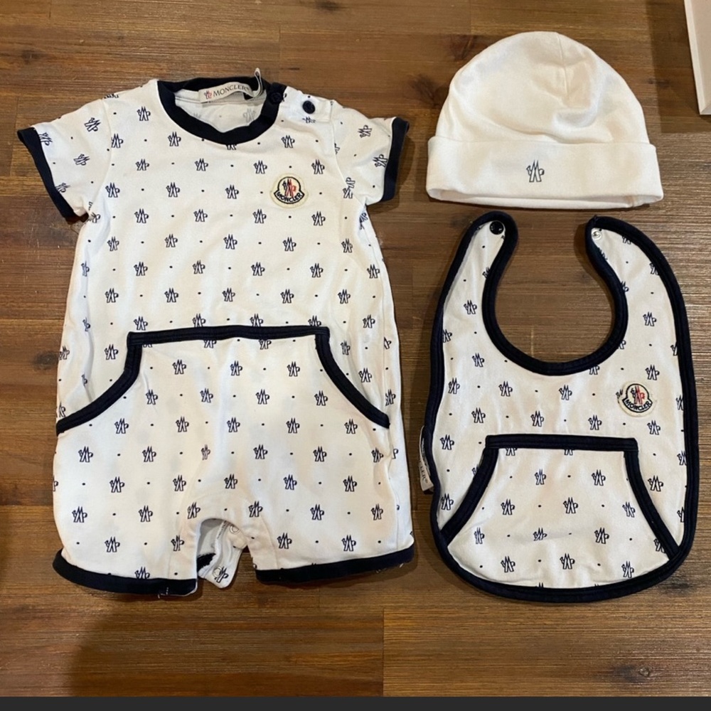 Moncler Baby Infant Onesie Bib Hat Gift Set